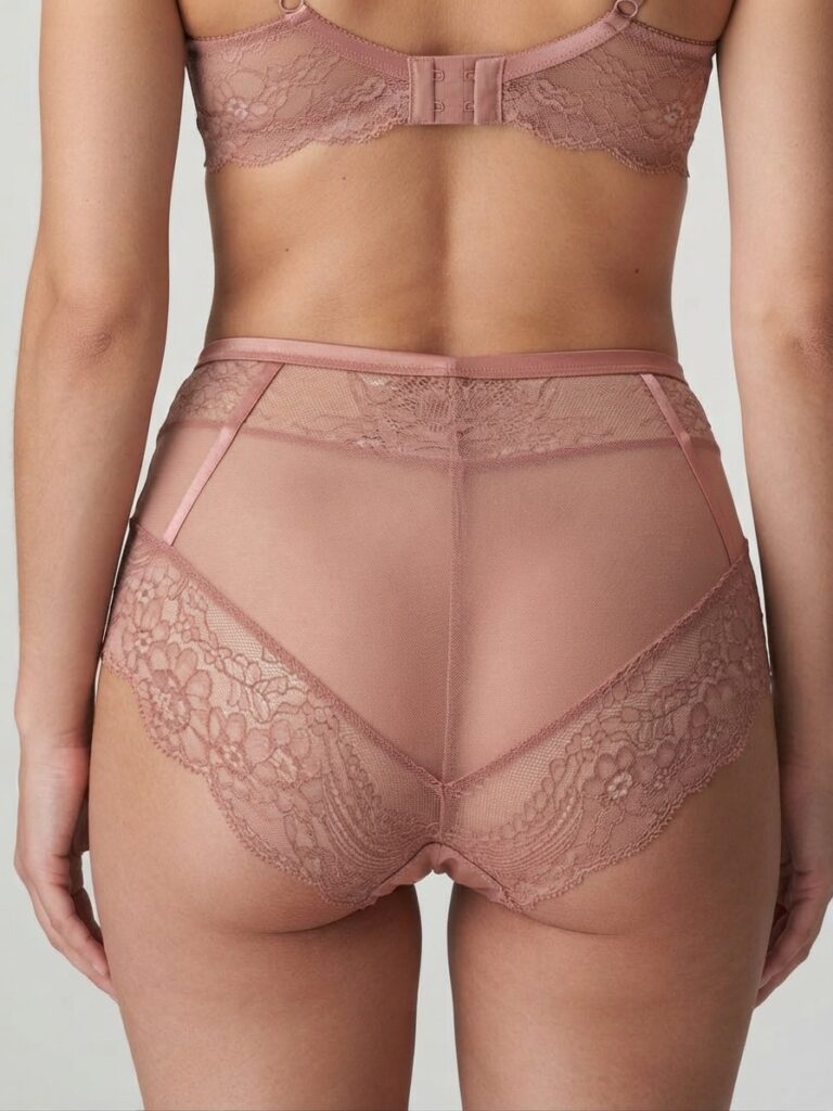 Enigma – Panty corte alto de encaje