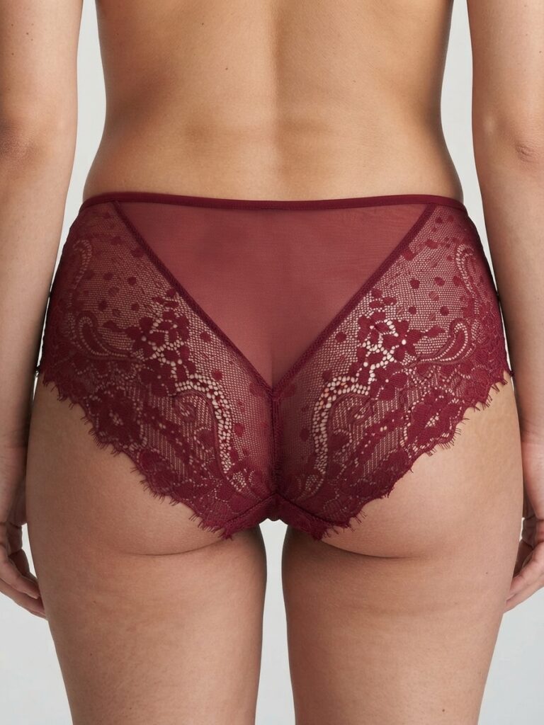 Enigma – Bikini de encaje con tul